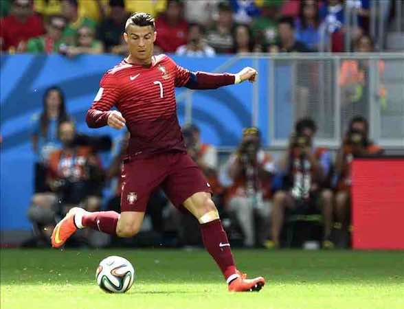 Ronaldo dice que "intentamos hacer lo mejor" pero "el fútbol es así". EFE