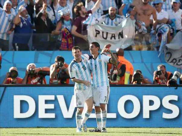 Lionel Messi recuerda que están en "un Mundial y en un Mundial no hay un rival fácil". EFE